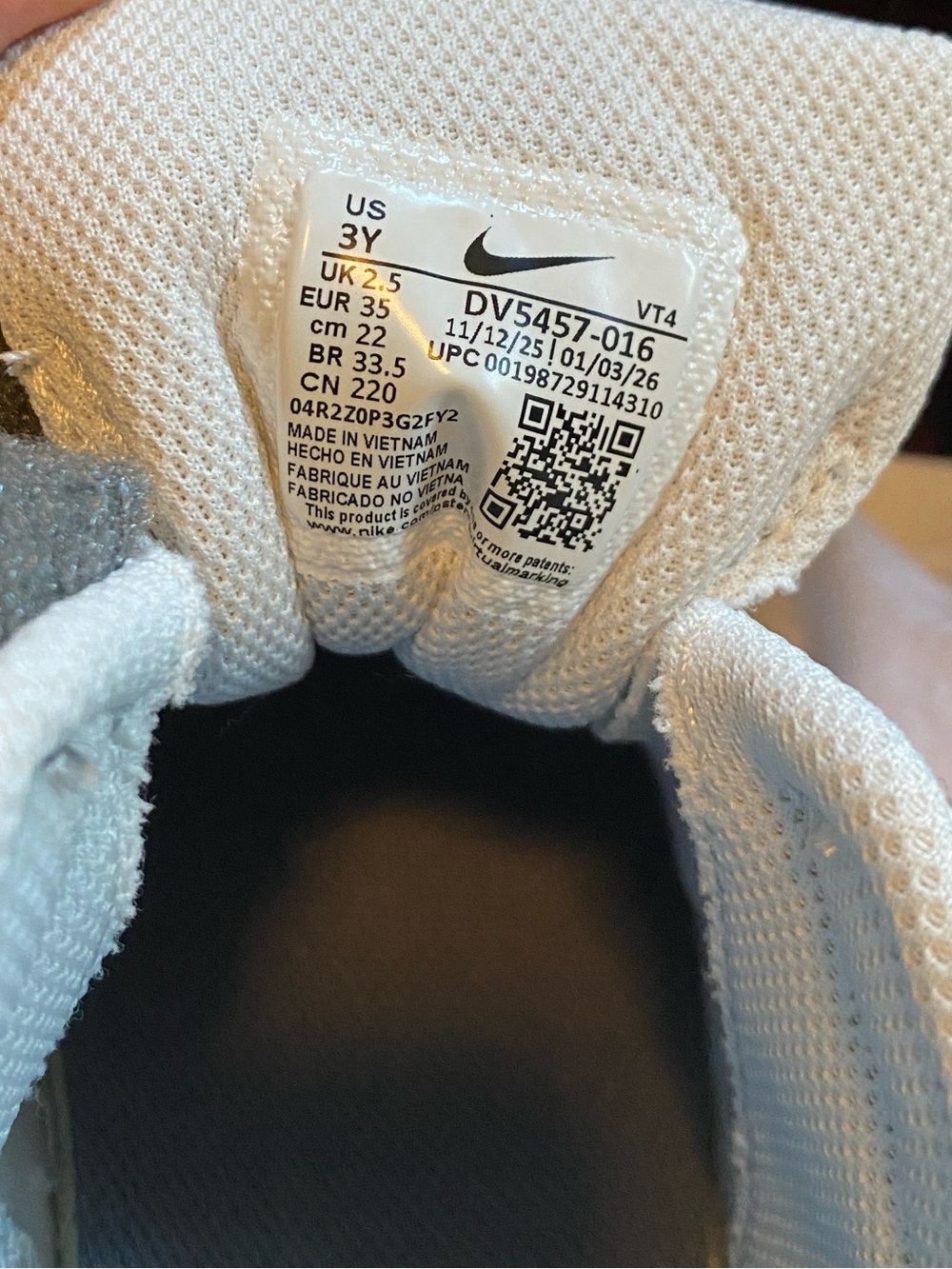 ๐ Nike Court Borough Size 3 Youth New in Original Box and Tags - Picture 8 of 9